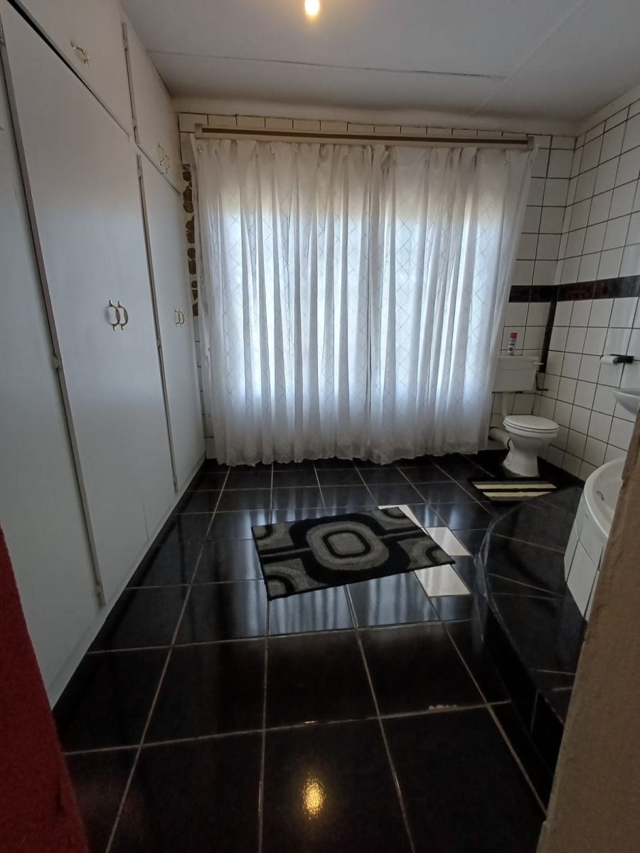 3 Bedroom Property for Sale in Aloevale Eastern Cape